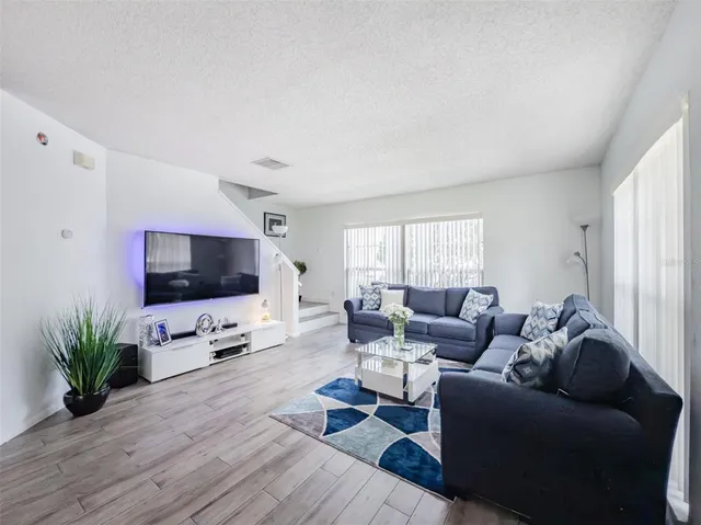 $1,875 | 724 Kensington Lake Circle, Brandon, FL 33511