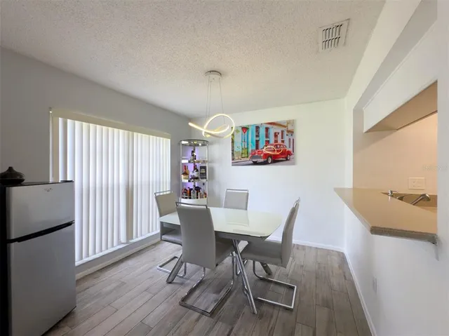 $1,875 | 724 Kensington Lake Circle, Brandon, FL 33511