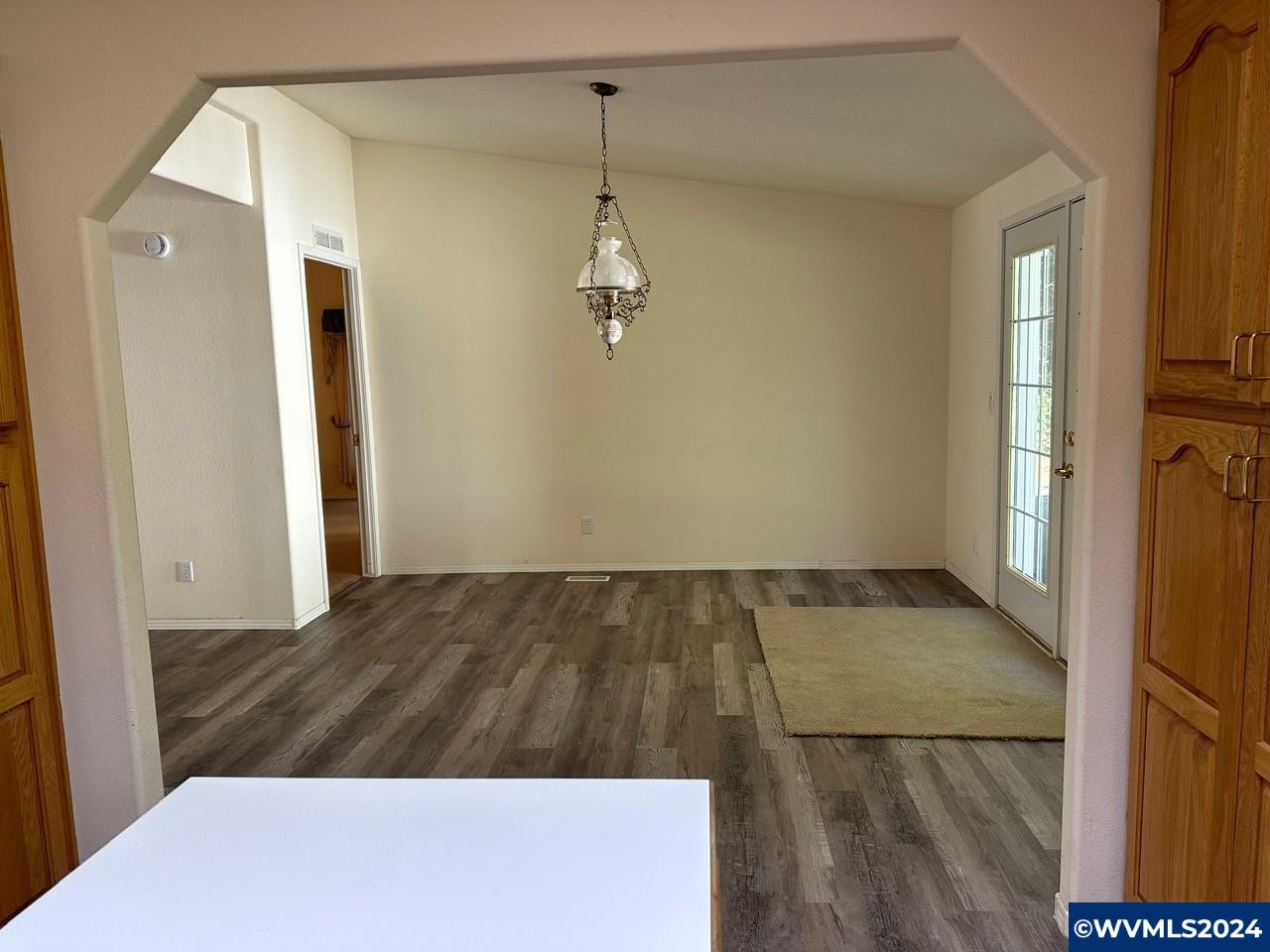 1737 Southwest Clay Street Dallas, OR 97338 - Photo 6 of 35 Gallery Image 6