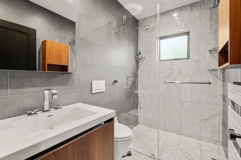 10 Wiltshire Road Newton, MA 02458 - Photo 13 of 37