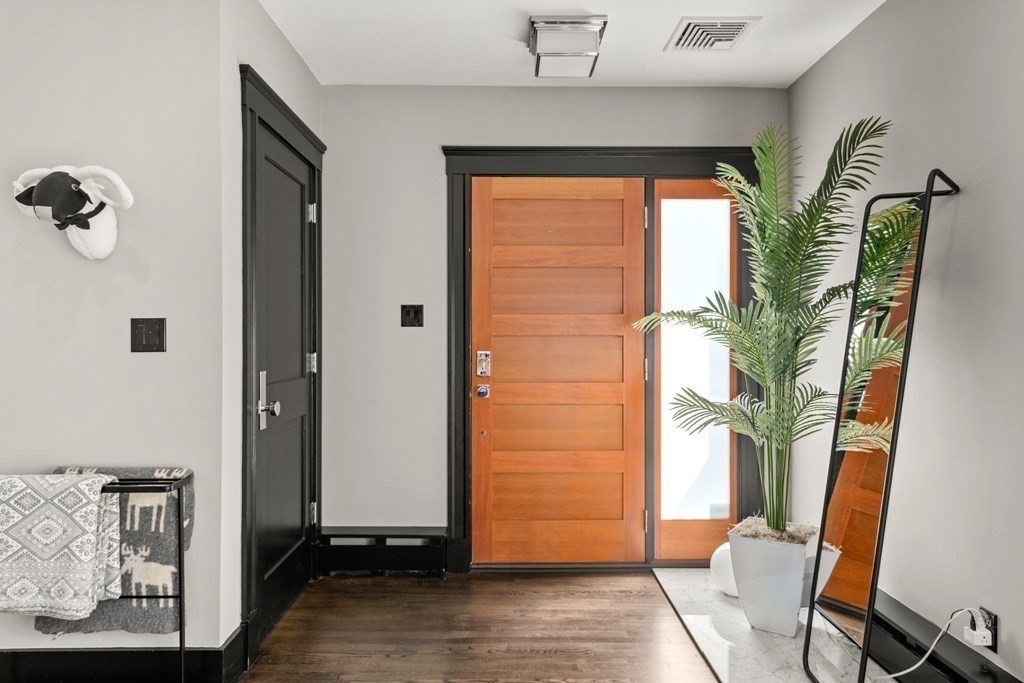 10 Wiltshire Road Newton, MA 02458 - Photo 19 of 37