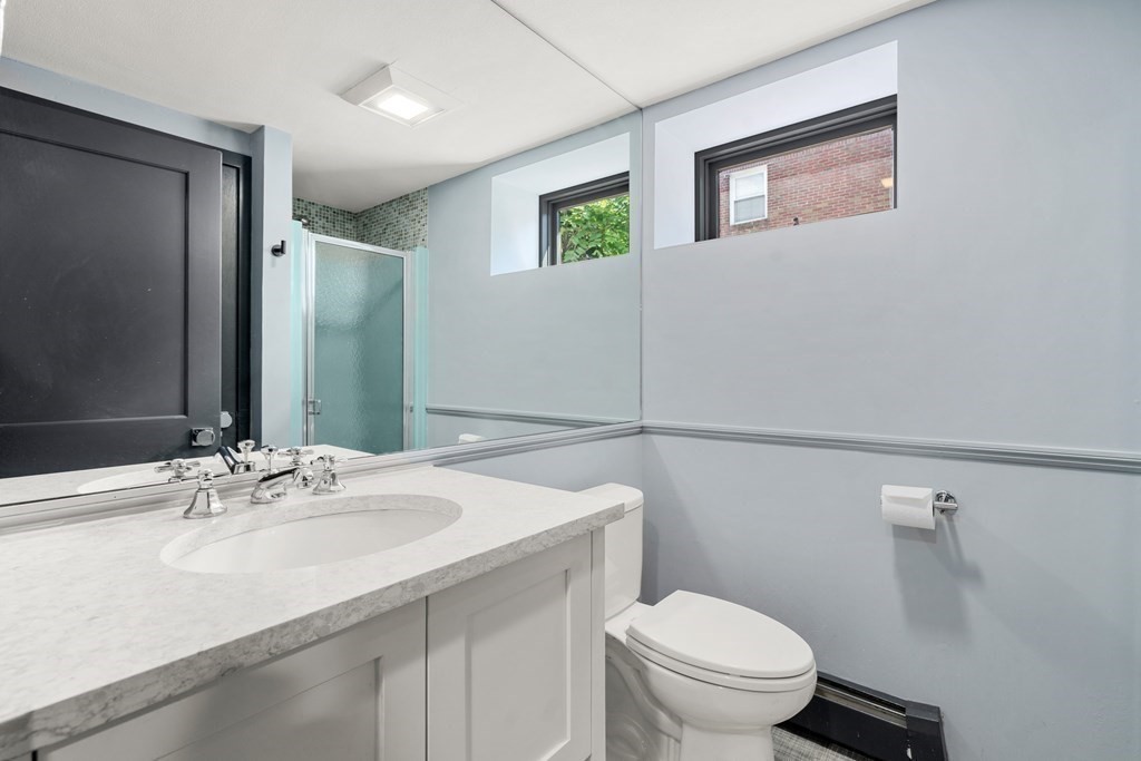 10 Wiltshire Road Newton, MA 02458 - Photo 25 of 37