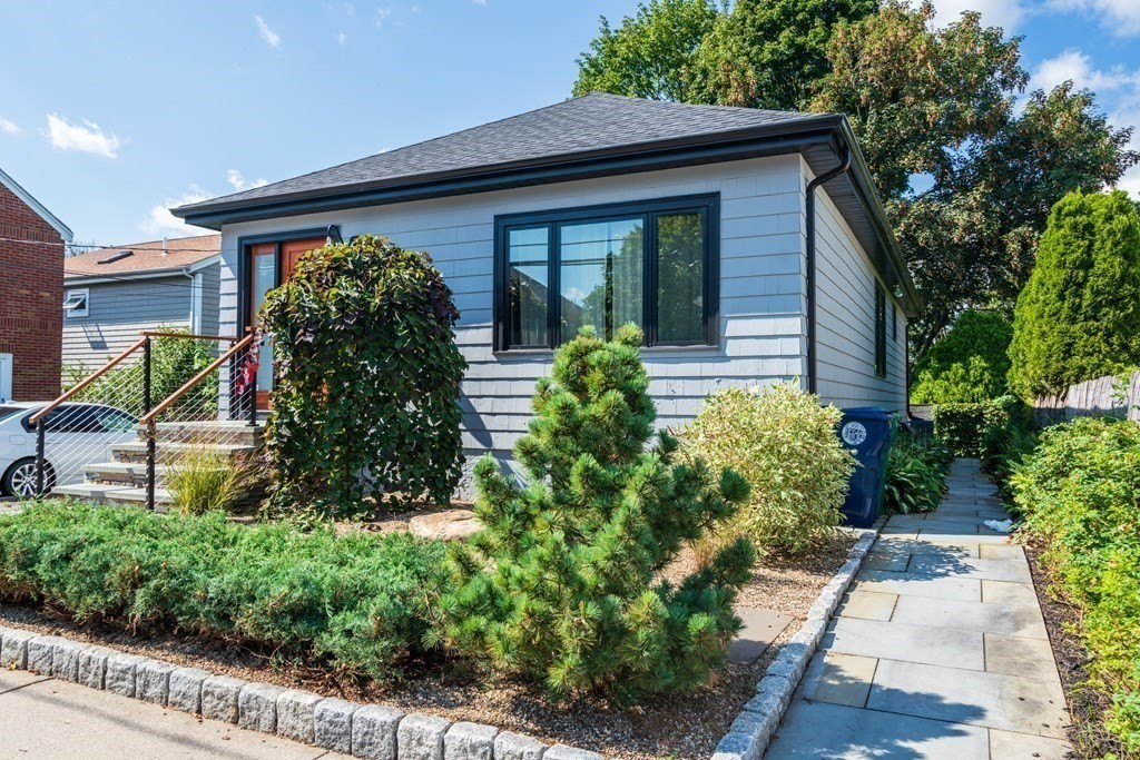 10 Wiltshire Road Newton, MA 02458 - Photo 33 of 37