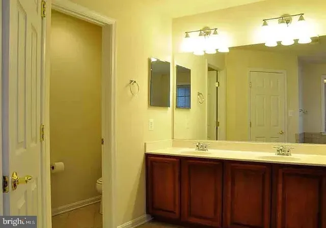 $3,400 | 20111 Cider Barrel Drive, Unit 22, Germantown, MD 20876