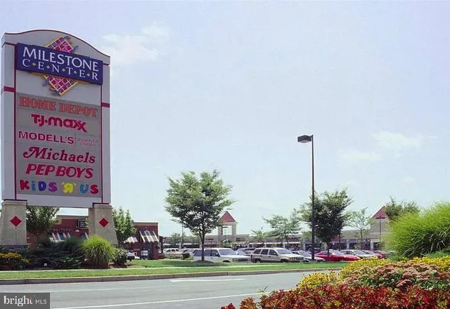 $3,400 | 20111 Cider Barrel Drive, Unit 22, Germantown, MD 20876