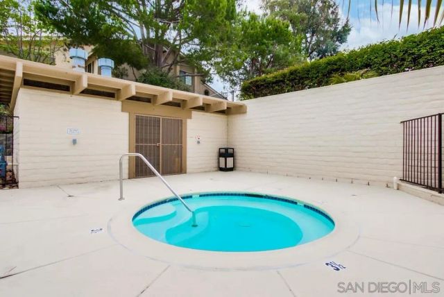 $1,710,000 | 6387 Cardeno Drive, La Jolla, CA 92037