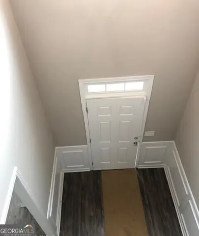 a view of utility room