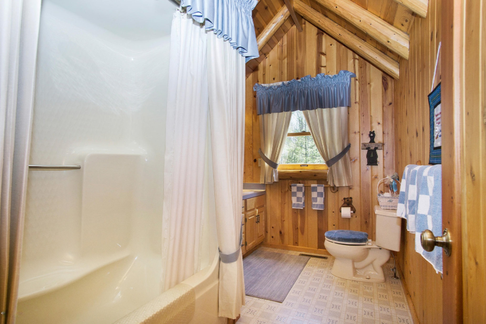 6036 Longbridge Road Pentwater, MI 49449 - Photo 41 of 84 DSC00479
