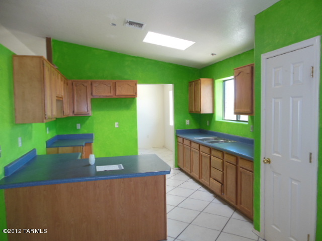 260 Mirto Court Rio Rico, AZ 85648 - Photo 9 of 18