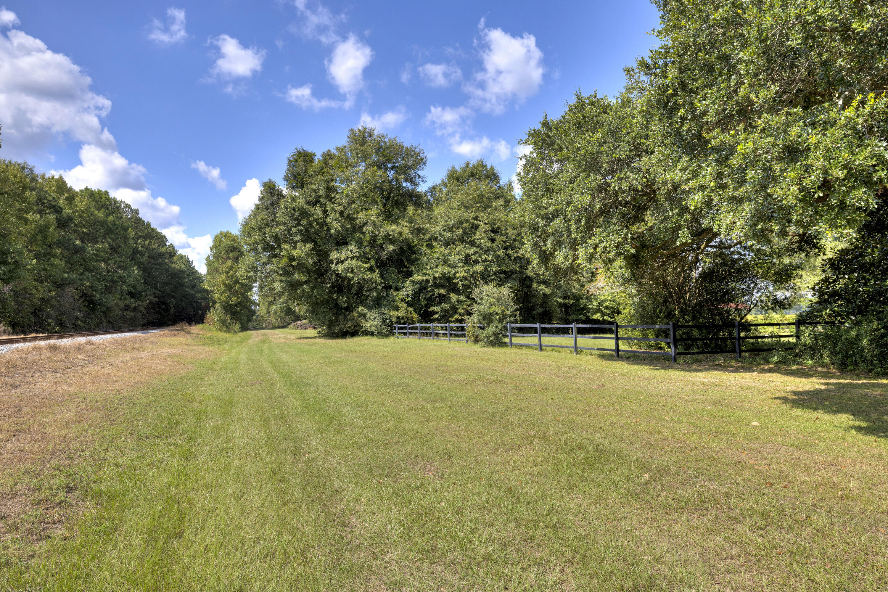 1649 Brogdon Road Alcolu, SC 29001 - Photo 6 of 82 06