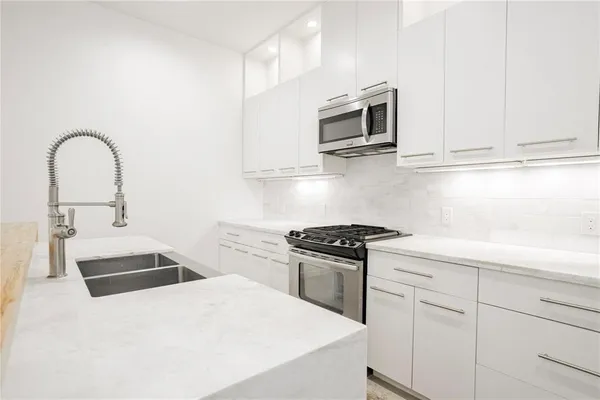 $3,500 | 5107 North Hall Street, Dallas, TX 75235
