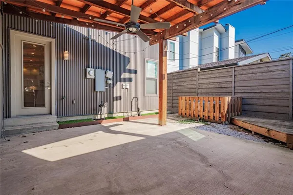 $3,500 | 5107 North Hall Street, Dallas, TX 75235