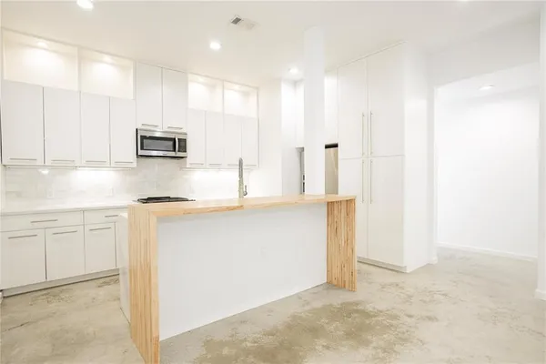 $3,500 | 5107 North Hall Street, Dallas, TX 75235