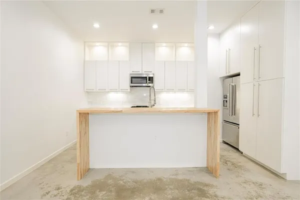 $3,500 | 5107 North Hall Street, Dallas, TX 75235