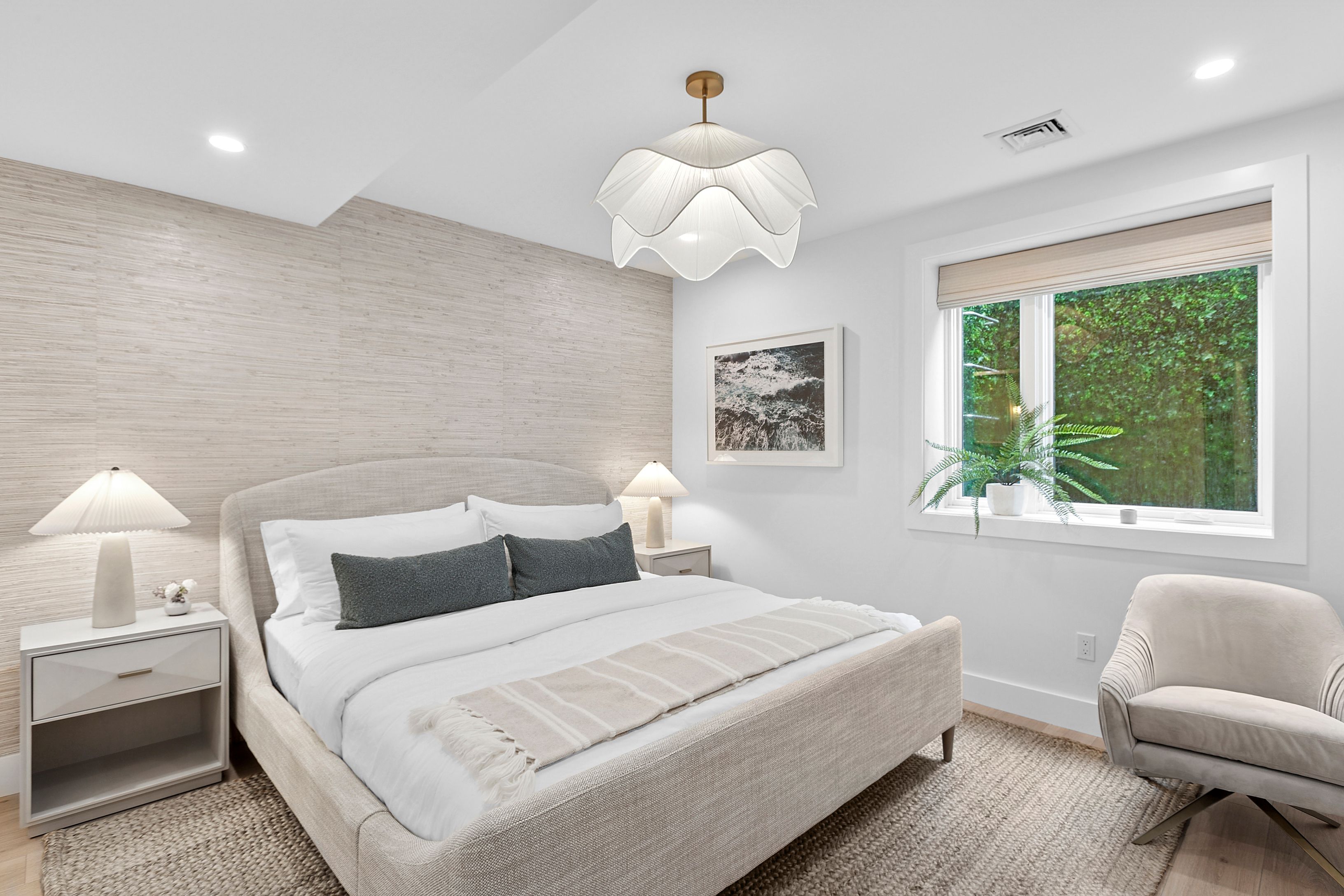 8 Barclay Court East Hampton, NY 11937 - Photo 41 of 49