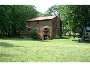87 Hall Road Londonderry, NH 03053 - Photo 2 of 5