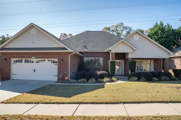 $349,900 | 572 Ellsmere Way, Moore, SC 29369