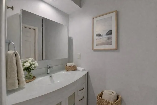 $1,175,000 | 5970 Rachel Ridge, Peachtree Corners, GA 30092