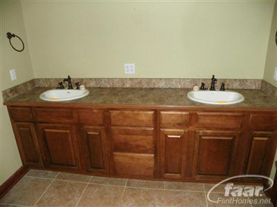 2775 East Sutton Road Metamora, MI 48455 - Photo 12 of 15 20274291-11.JPG