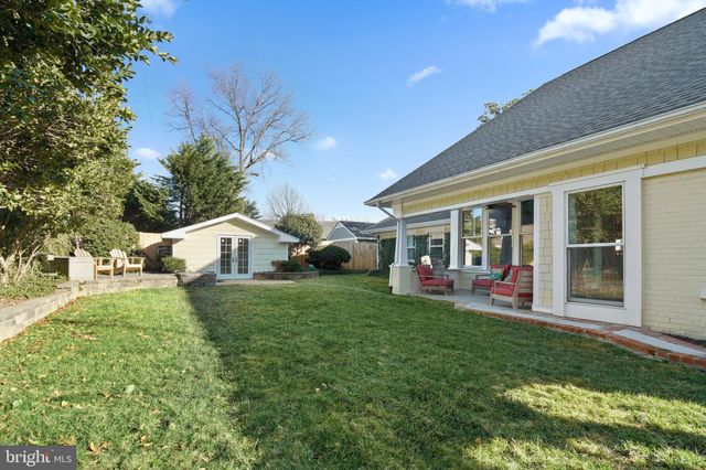 $1,300,000 | 2202 Fordham Drive, Alexandria, VA 22307