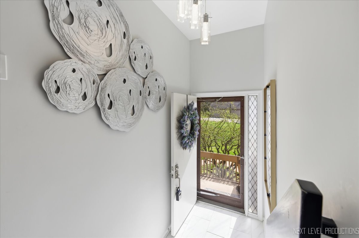 746 Oak Hill Road, Unit A Lake Barrington, IL 60010 - Photo 16 of 42