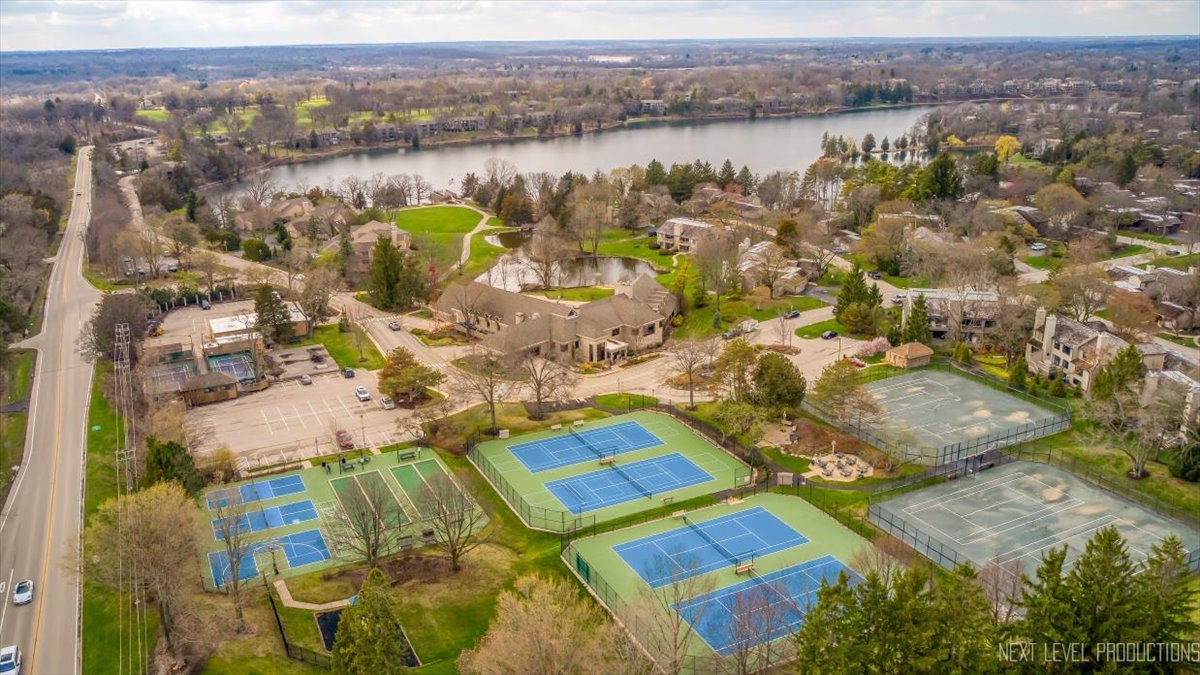 746 Oak Hill Road, Unit A Lake Barrington, IL 60010 - Photo 21 of 42