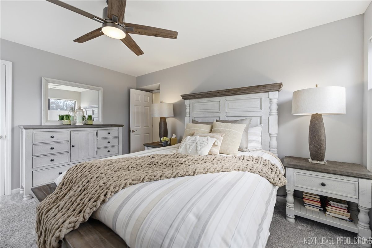 746 Oak Hill Road, Unit A Lake Barrington, IL 60010 - Photo 9 of 42