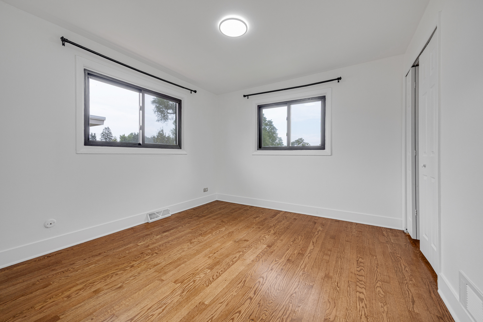 1250 North Wheeling Road Mount Prospect, IL 60056 - Photo 22 of 30 Gallery Image 22