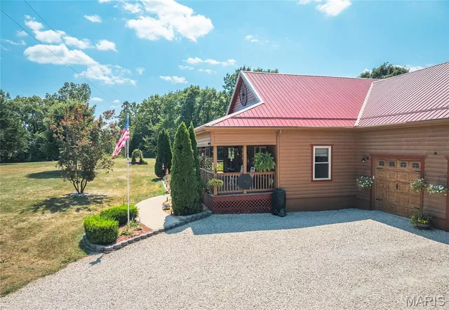 $685,000 | 662 Nixon School Road, Leasburg, MO 65535