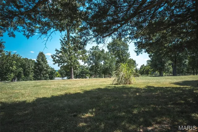 $685,000 | 662 Nixon School Road, Leasburg, MO 65535