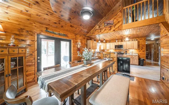 $685,000 | 662 Nixon School Road, Leasburg, MO 65535