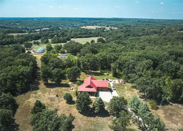 $685,000 | 662 Nixon School Road, Leasburg, MO 65535