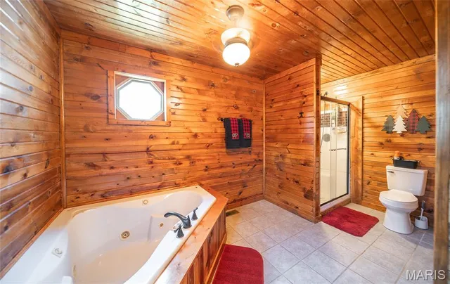 $685,000 | 662 Nixon School Road, Leasburg, MO 65535