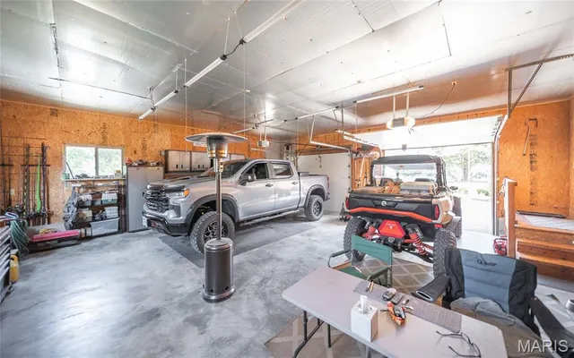 $685,000 | 662 Nixon School Road, Leasburg, MO 65535