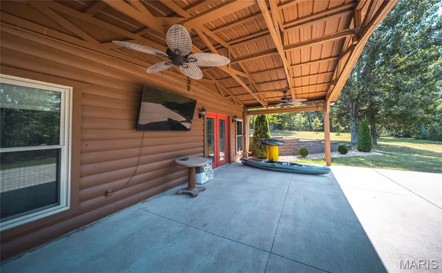 $685,000 | 662 Nixon School Road, Leasburg, MO 65535