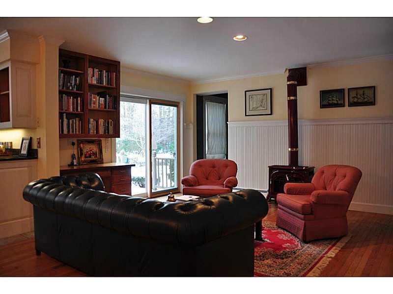 2 Russell Road Cumberland Foreside, ME 04110 - Photo 15 of 35 Living Room.
