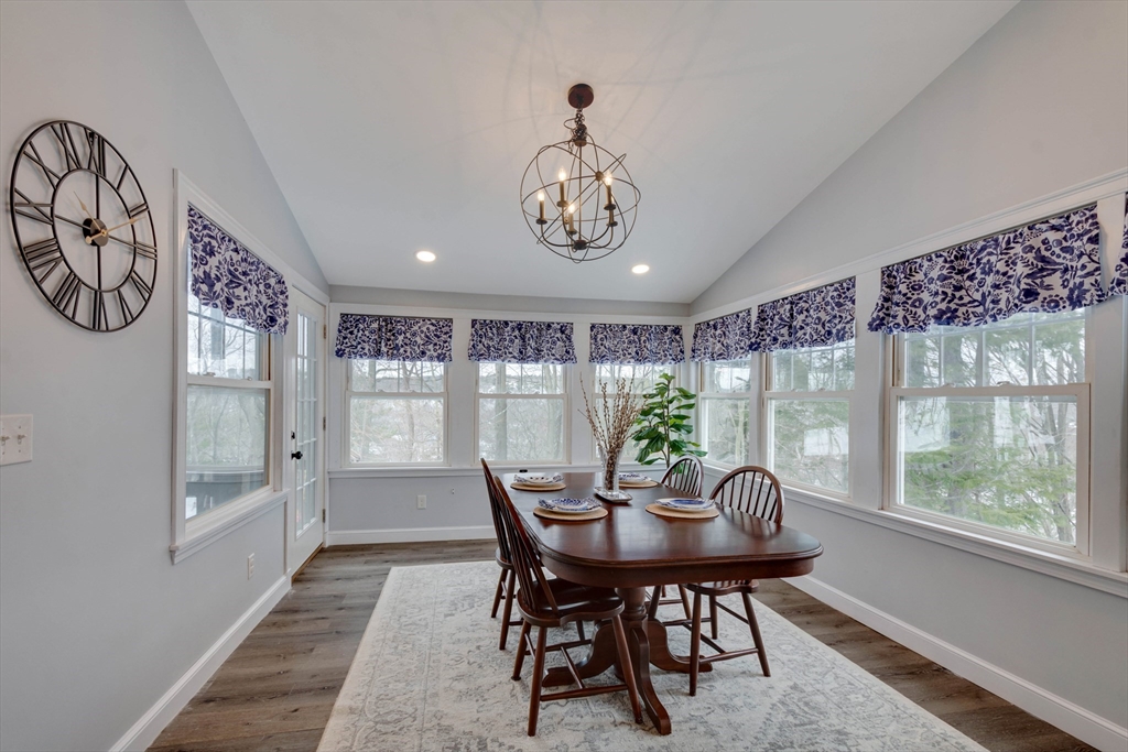 55 Boston Rock Road Melrose, MA 02176 - Photo 4 of 42