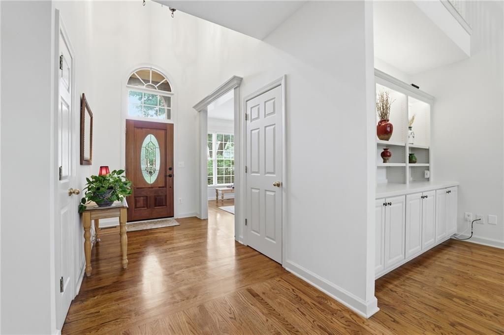 1620 Reindeer Ridge Alpharetta, GA 30005 - Photo 5 of 56