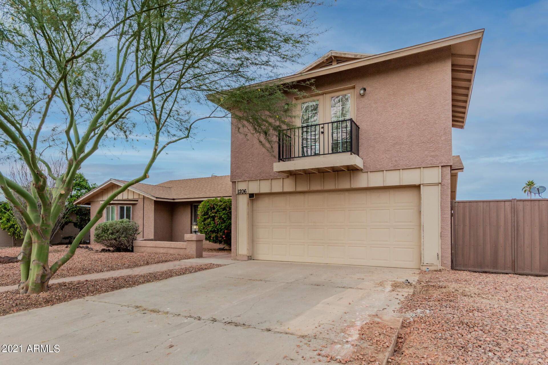 1206 East Redfield Road Tempe, AZ 85283 - Photo 2 of 41 02 - Redfield