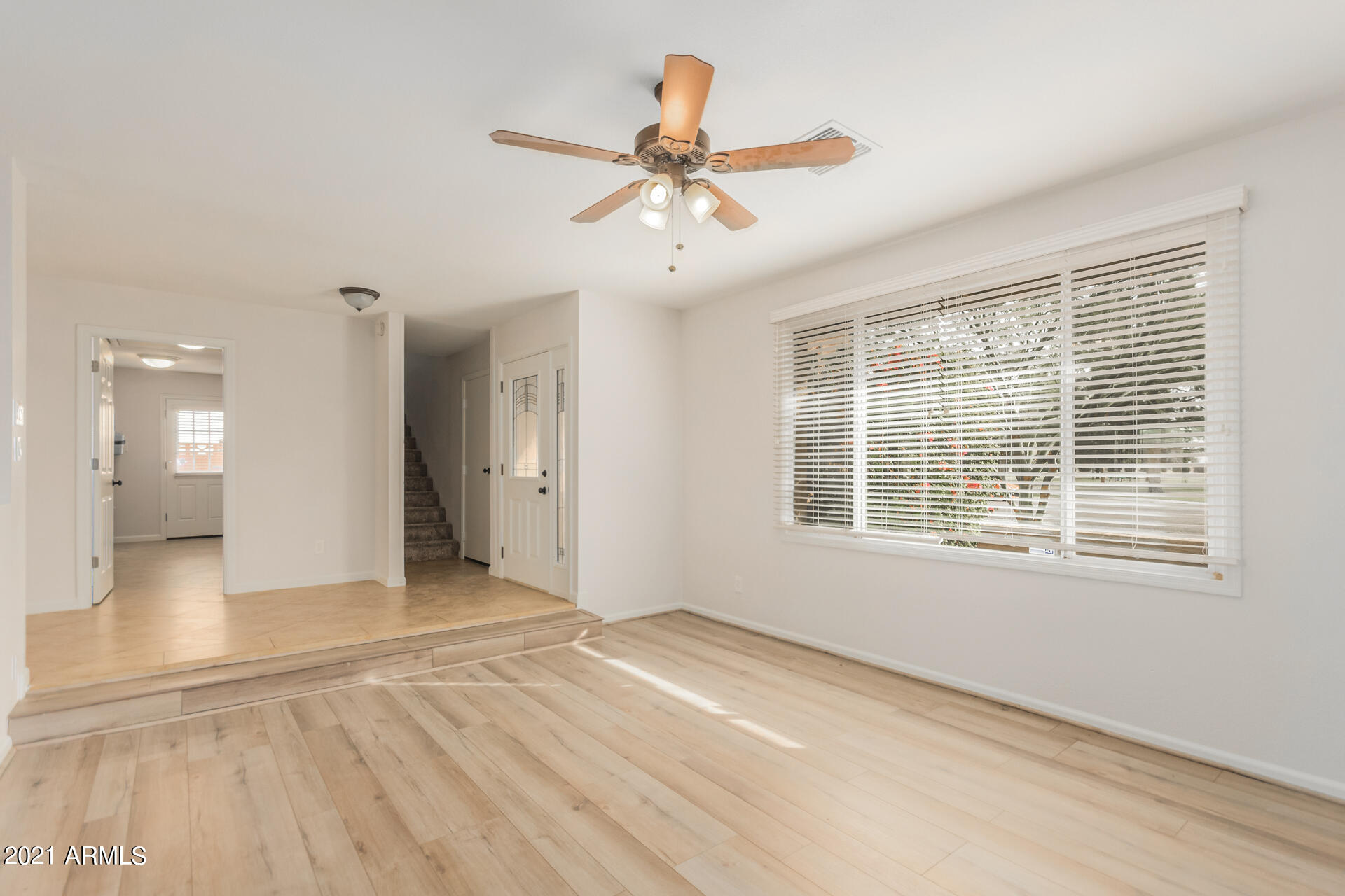 1206 East Redfield Road Tempe, AZ 85283 - Photo 5 of 41 05 - Redfield