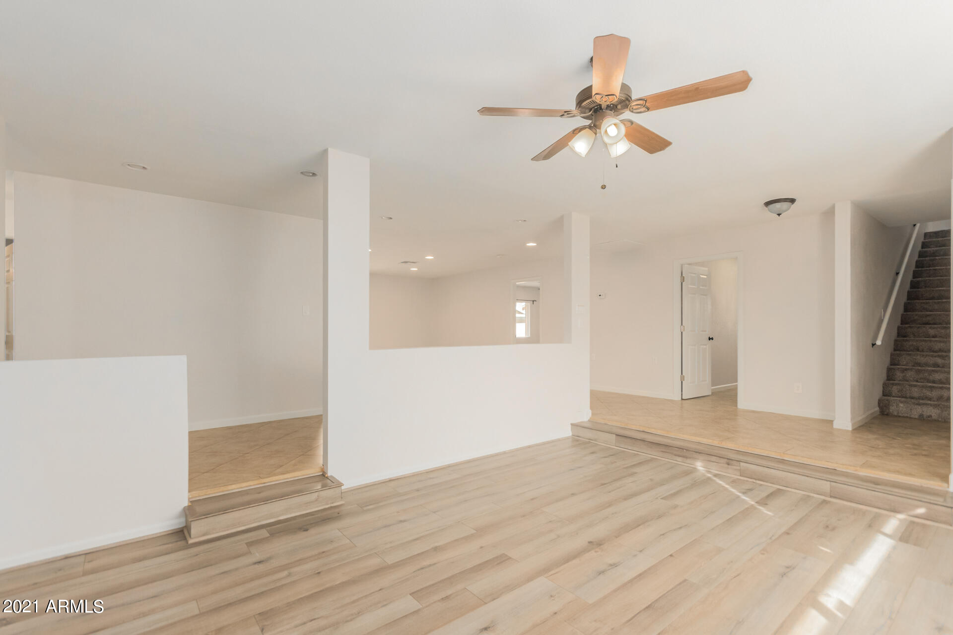 1206 East Redfield Road Tempe, AZ 85283 - Photo 6 of 41 06 - Redfield
