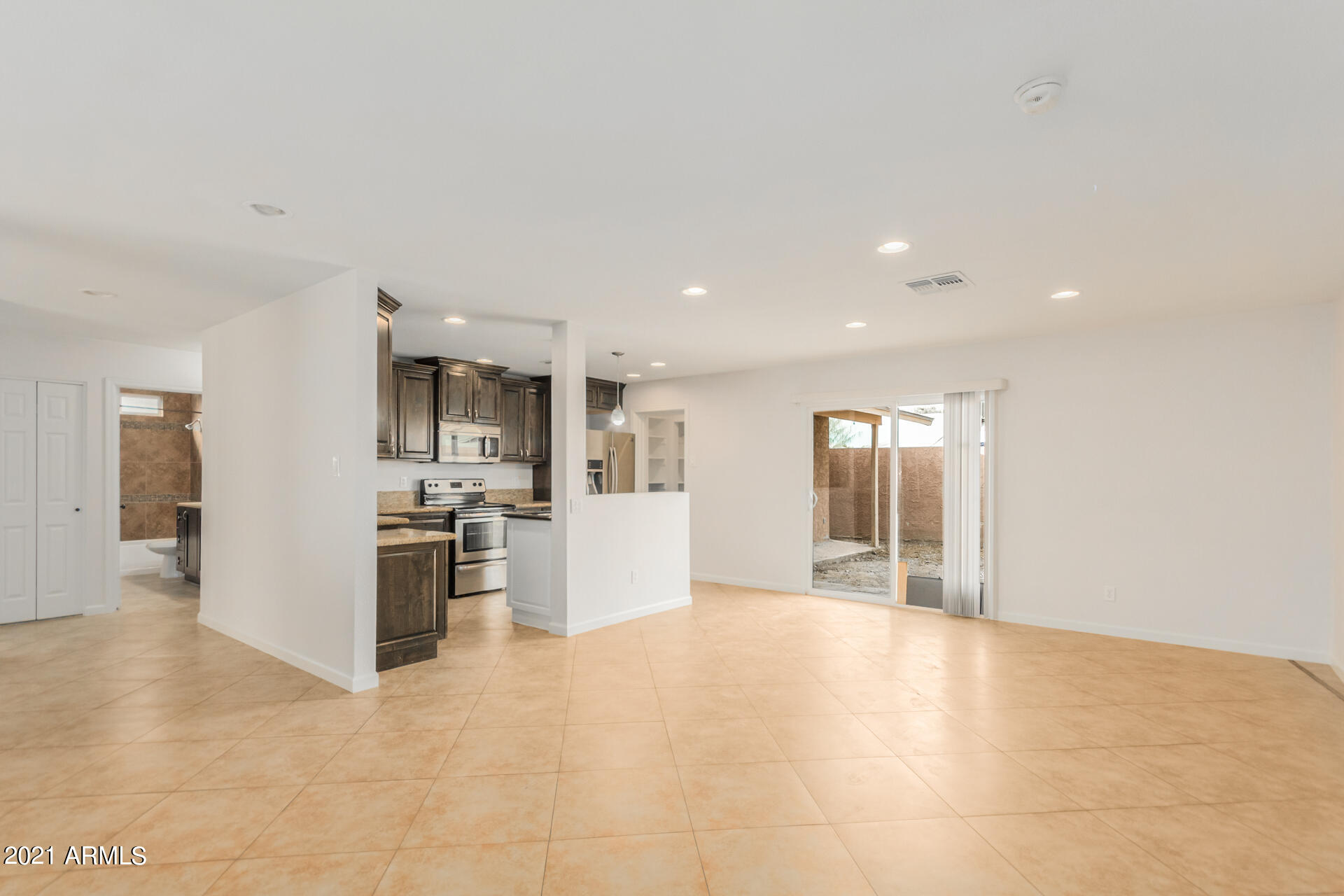 1206 East Redfield Road Tempe, AZ 85283 - Photo 7 of 41 07 - Redfield