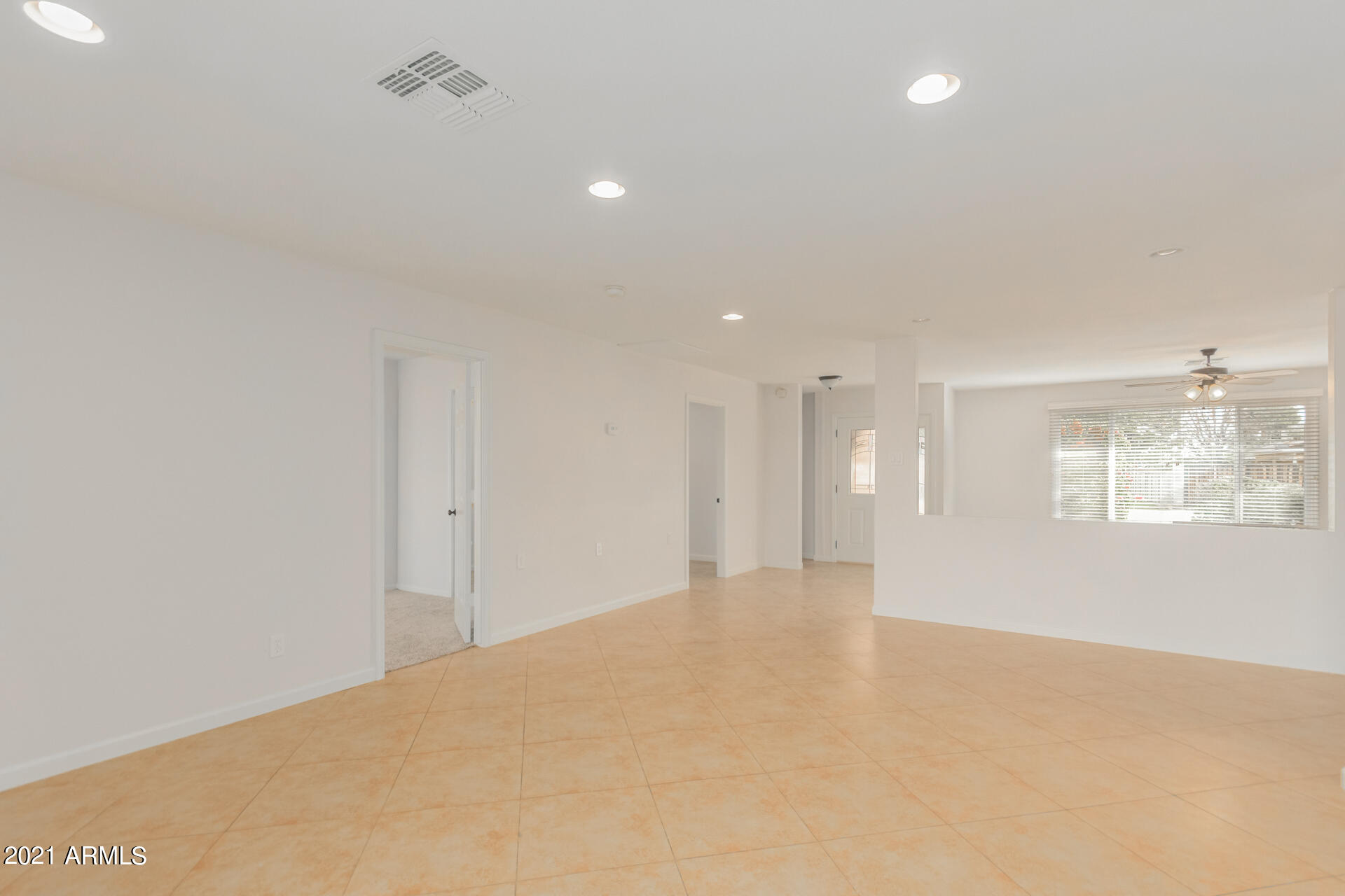 1206 East Redfield Road Tempe, AZ 85283 - Photo 9 of 41 09 - Redfield