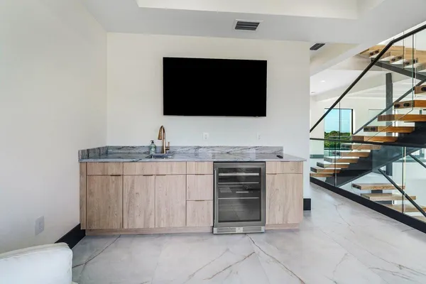 $5,250,000 | 13480 Highway 1, Juno Beach, FL 33408