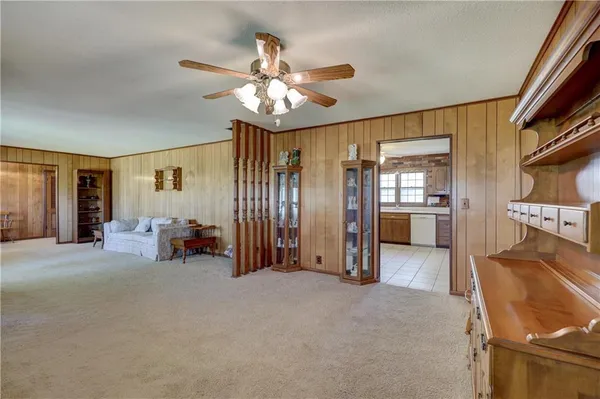 $252,250 | 710 South Vermont Avenue, Columbus, KS 66725