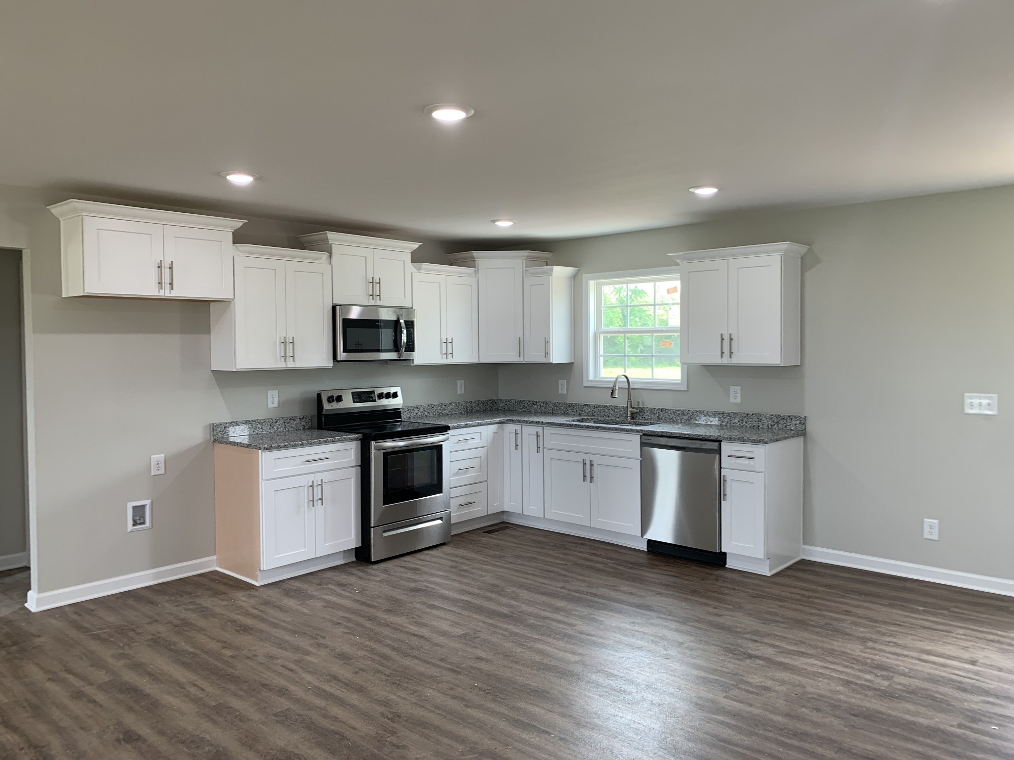 340 Herman Road Smithville, TN 37166 - Photo 4 of 18 Gallery Image 4