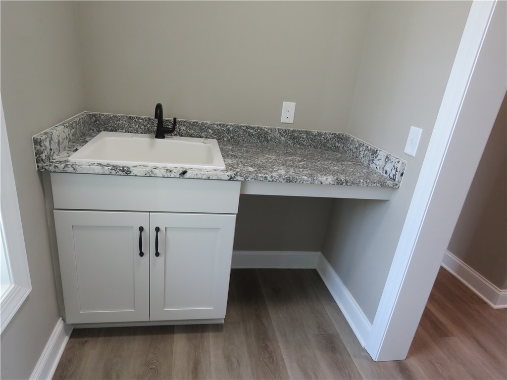 293 Collamer Road Parma, NY 14468 - Photo 17 of 33 Gallery Image 17