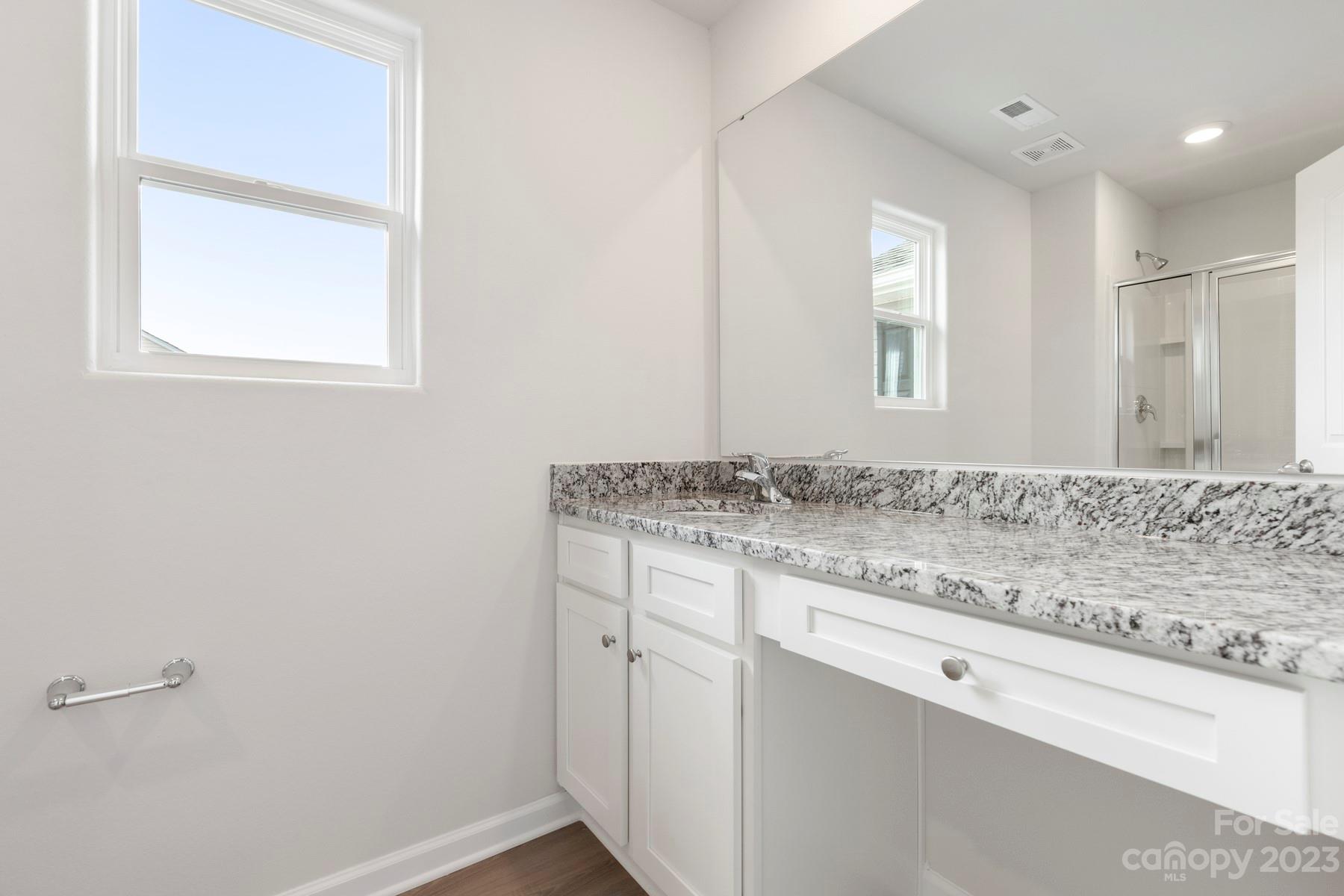 1141 Nia Road Charlotte, NC 28215 - Photo 13 of 16 Gallery Image 13