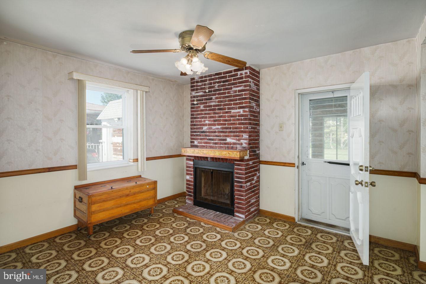 9207 Annapolis Road Philadelphia, PA 19114 - Photo 15 of 30 Gallery Image 15