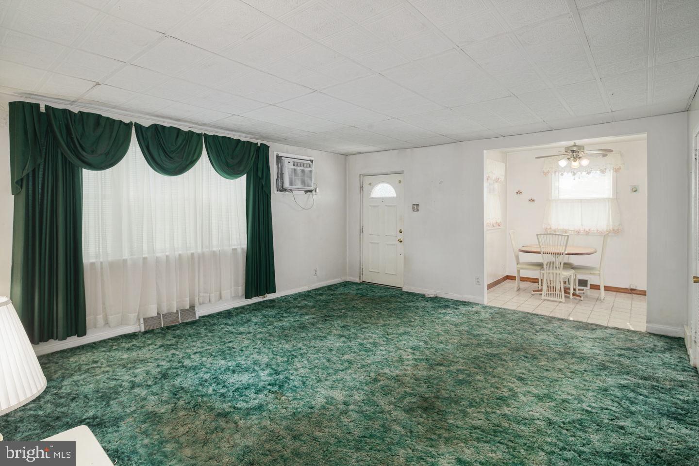 9207 Annapolis Road Philadelphia, PA 19114 - Photo 5 of 30 Gallery Image 5